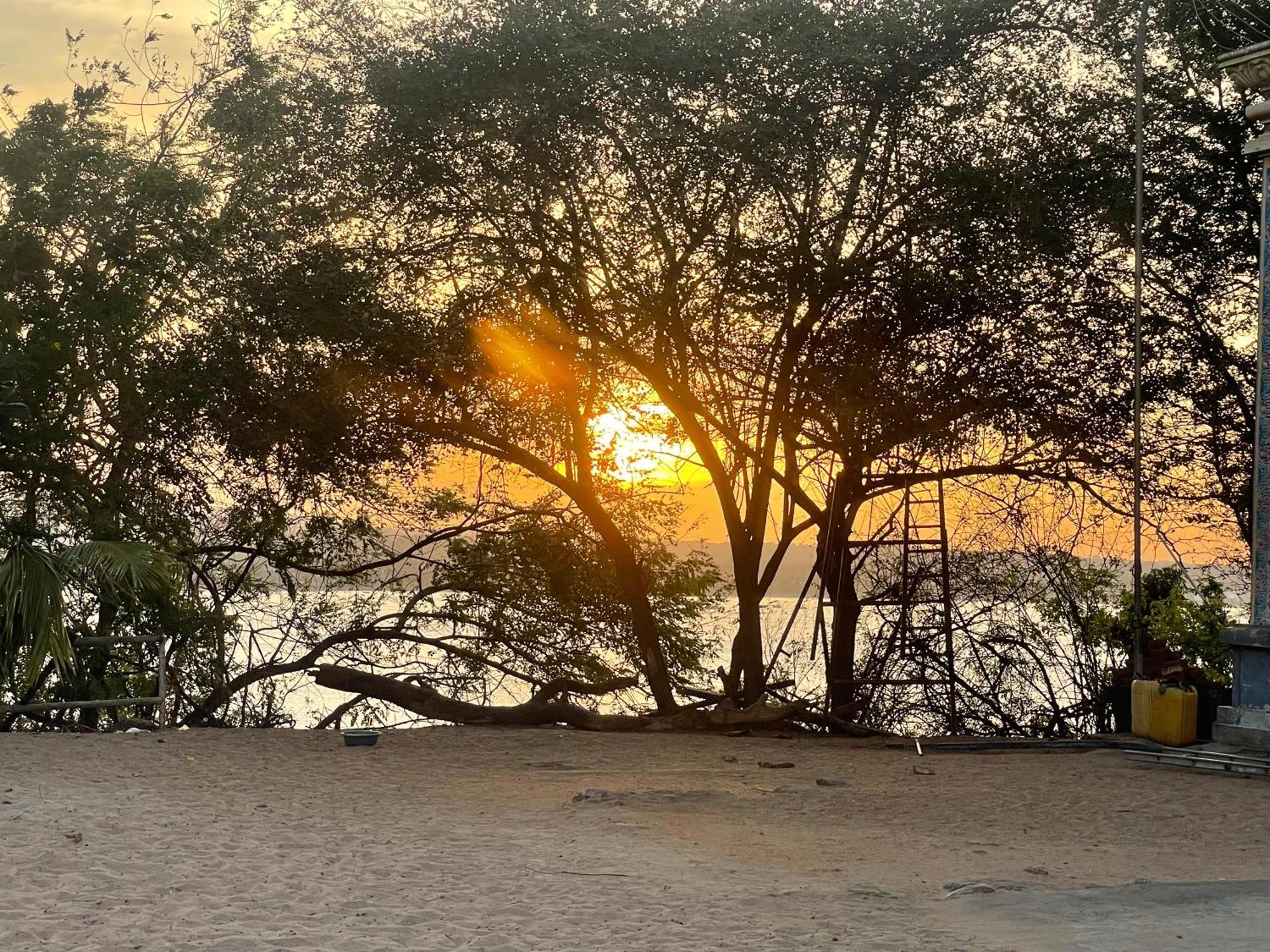 Hema Holiday Villa Trincomalee Dış mekan fotoğraf